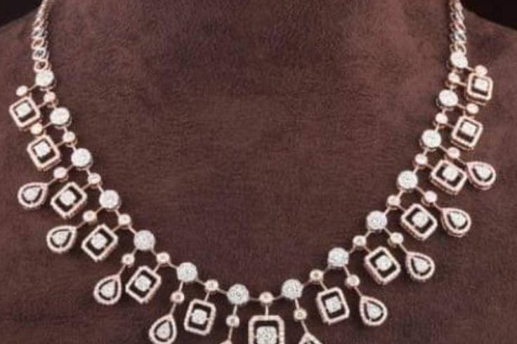 Party Wear Diamond Necklace