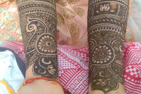 Designer mehndi