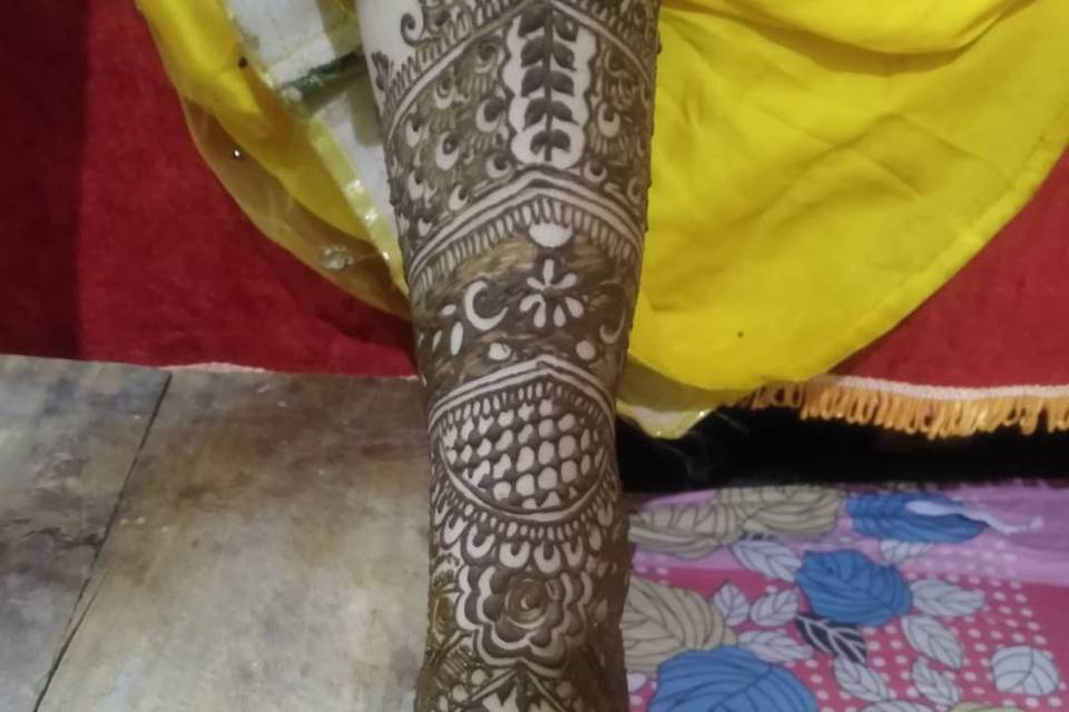 Designer mehndi