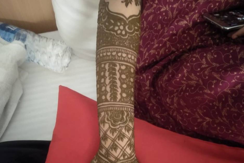 Designer mehndi