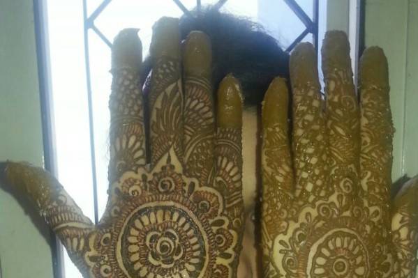 Designer mehndi