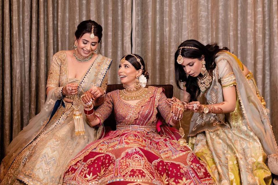 Bridal candid moments