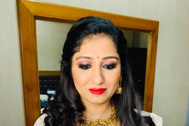 Party makeup