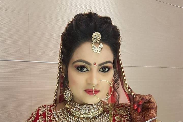 Bridal makeup