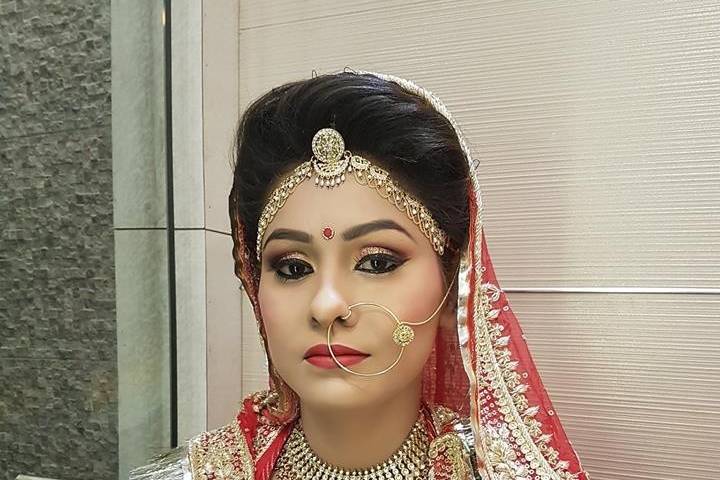 Bridal makeup