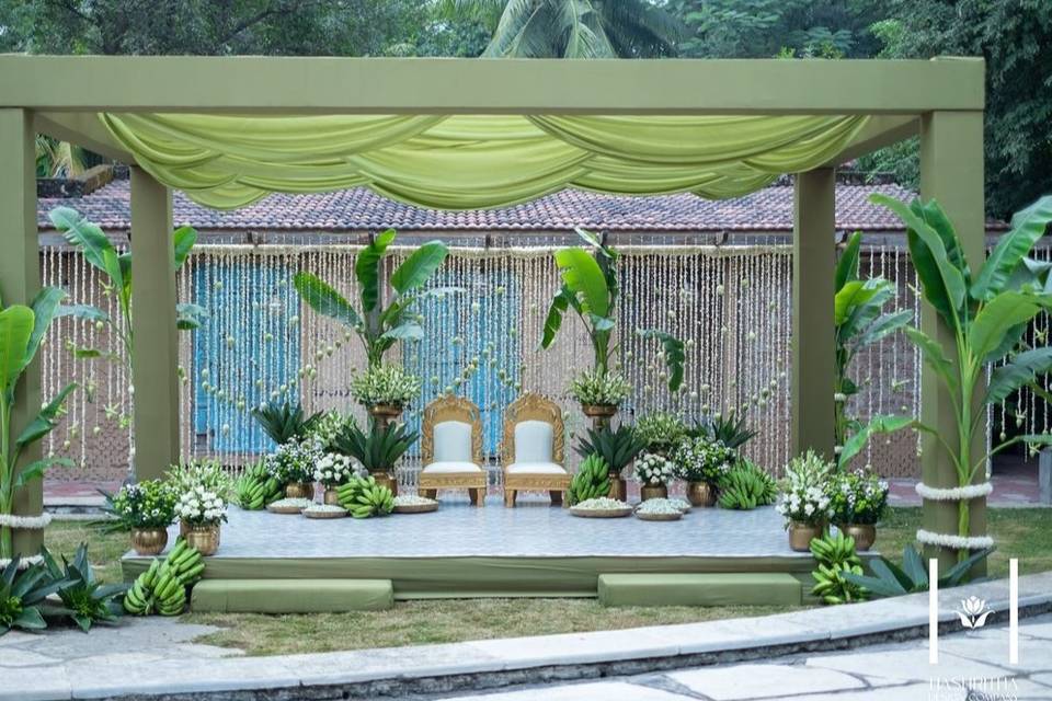 Stage decor