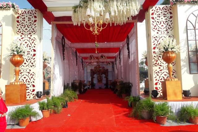 Entrance decor