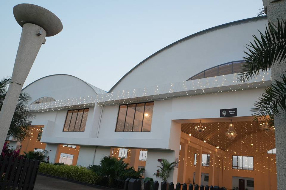 Banquet hall