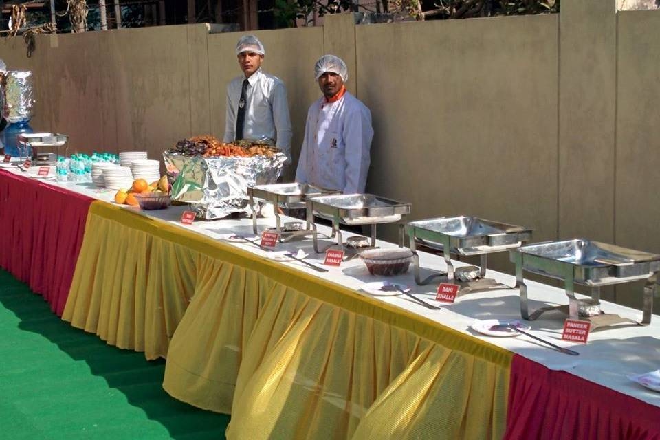 Catering -Sardaar Caterers - food display  (33)