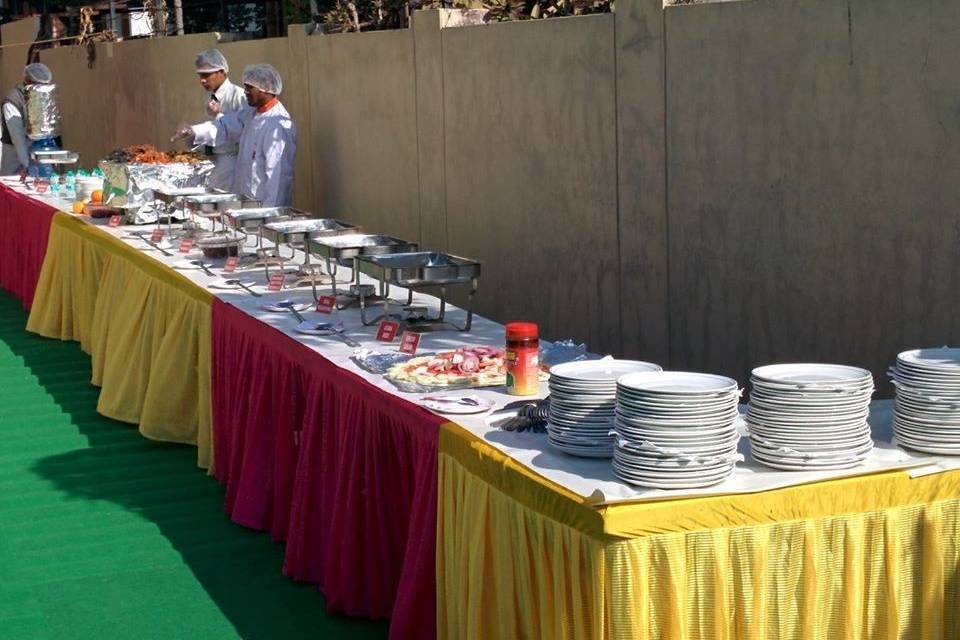 Catering -Sardaar Caterers - food display  (34)