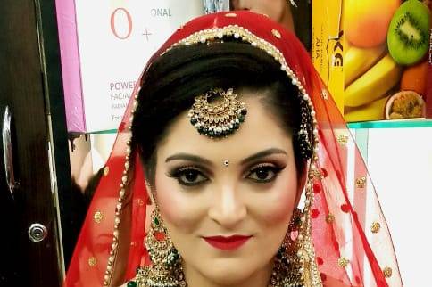 Bridal makeup