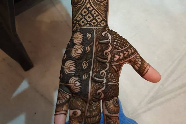 Designer mehendi