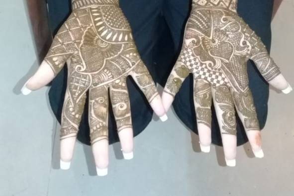 Designer mehendi