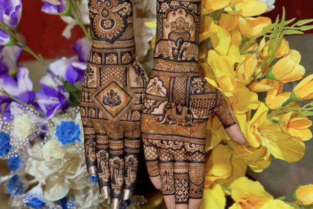 Traditional mehandi
