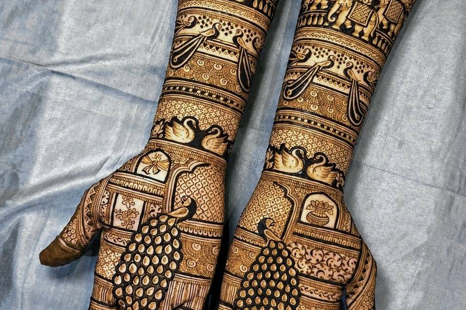 Peacock mehandi