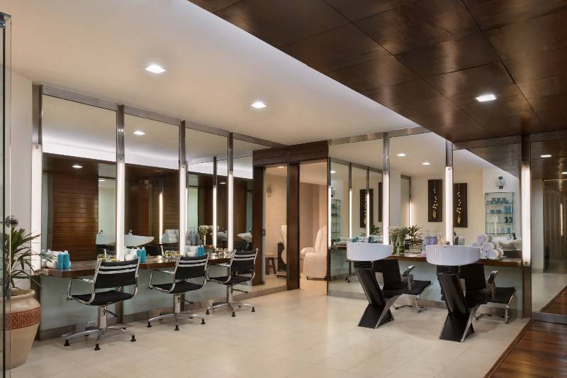 Hotel salon