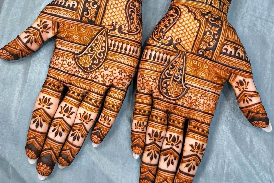 Lotus and peacock mehandi