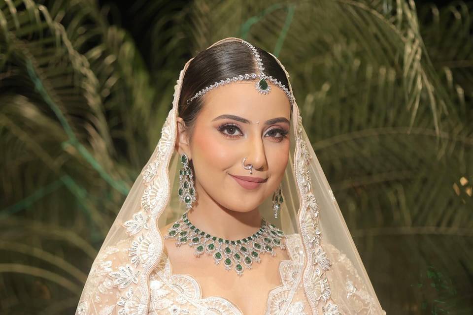 Bridal look