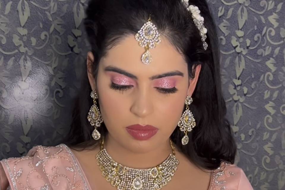 Engagement  makeup