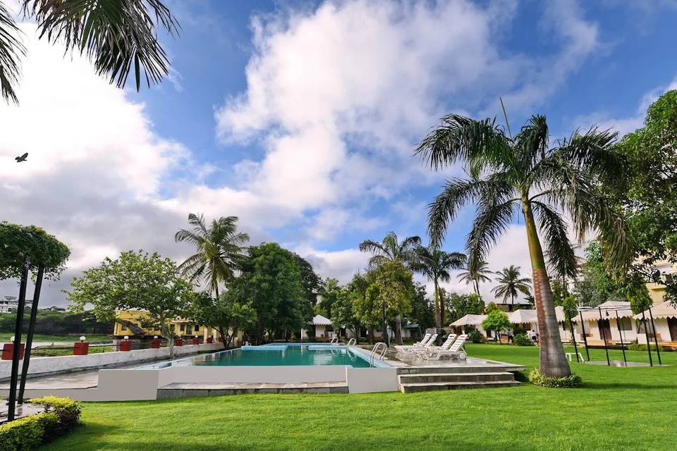 Lawn area