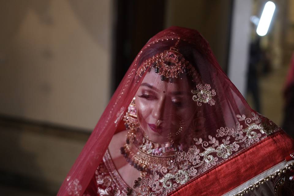 Bride candid