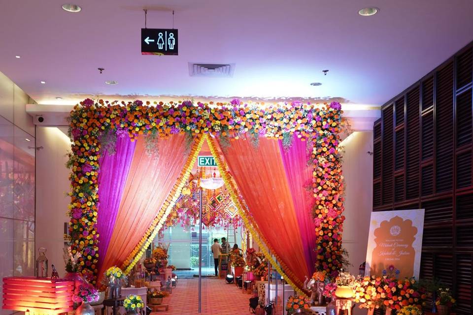 Entrance Decor