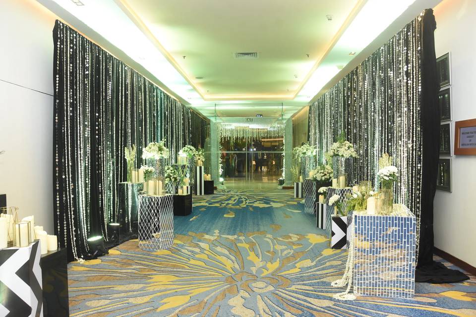 Entrance Decor