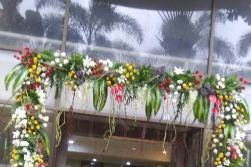 Flowers And More, Kandivali East