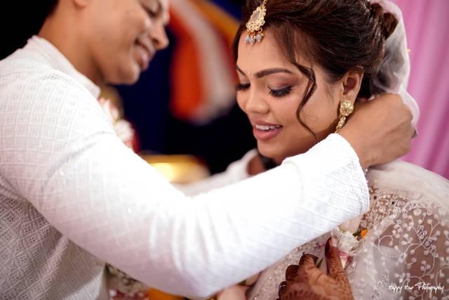 Mangalsutra moment