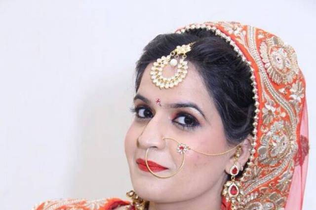 Bridal makeup