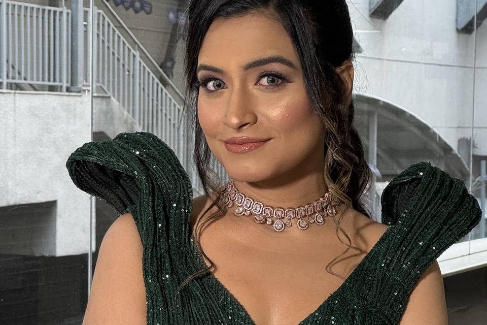 Party makeup
