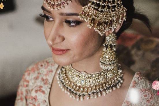 Bridal jewellery