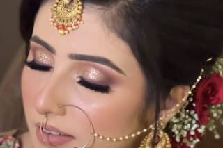 Pammi Kaur Artistry