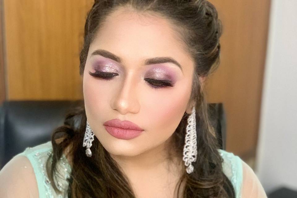 Party makeup