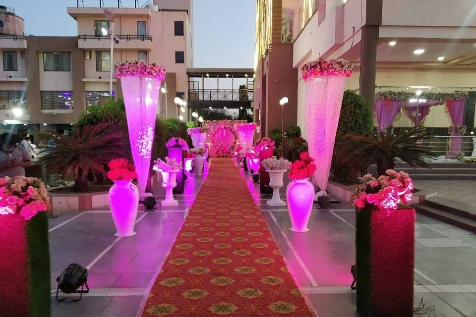 Entrance decor