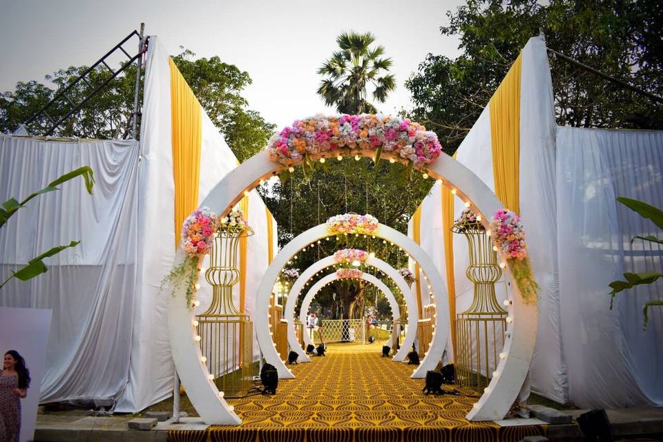 Entrance decor