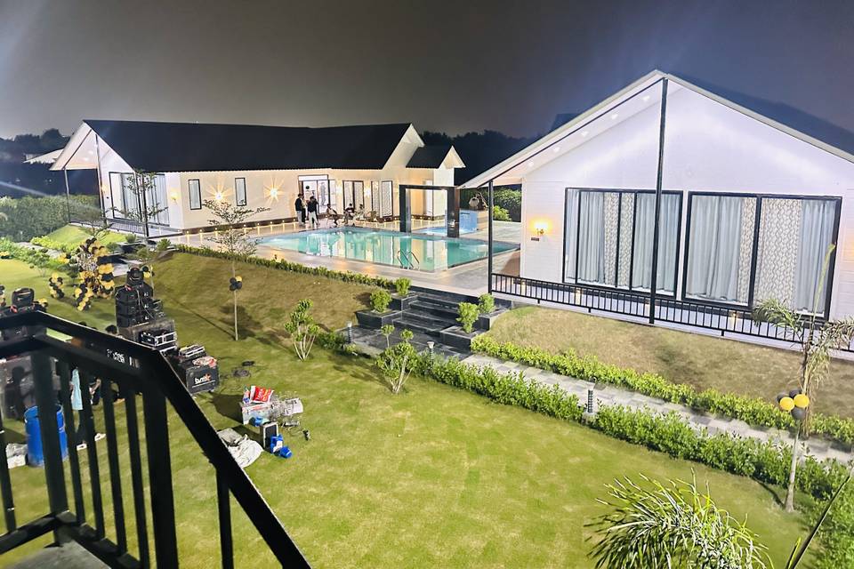 Best farmhouse for wedding