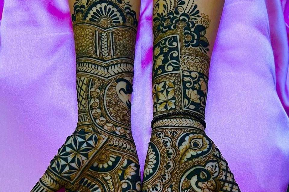 Sharma Mehandi Artist