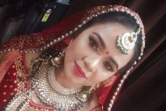 Bridal makeup