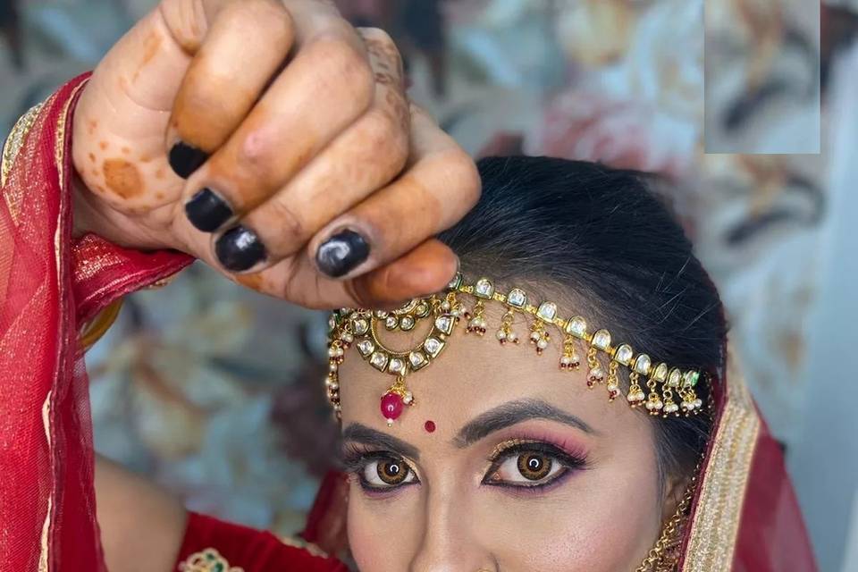 Bridal makeup