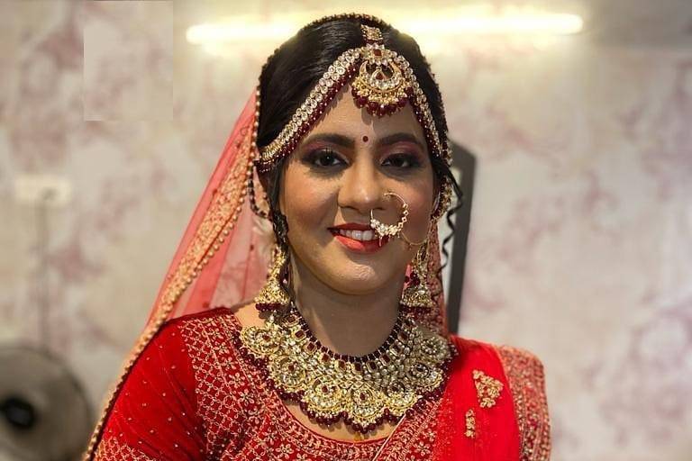 Bridal makeup