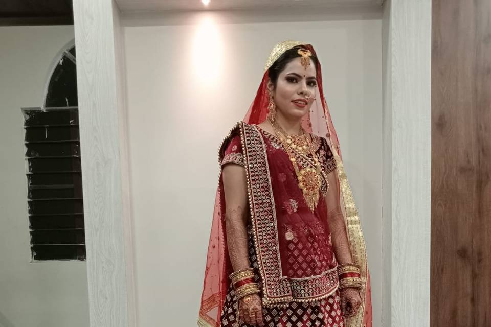 Salon for Bridal Makeup