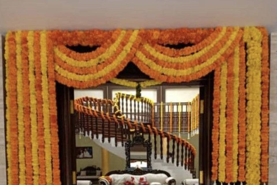 Entrance decor