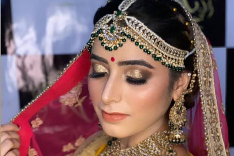 Bridal makeup