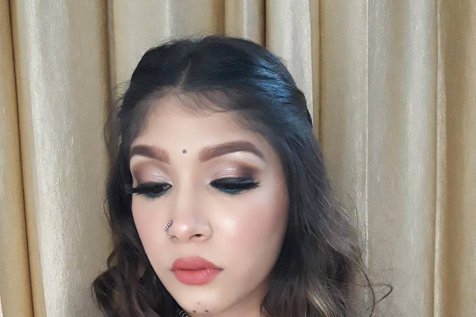 Party makeup