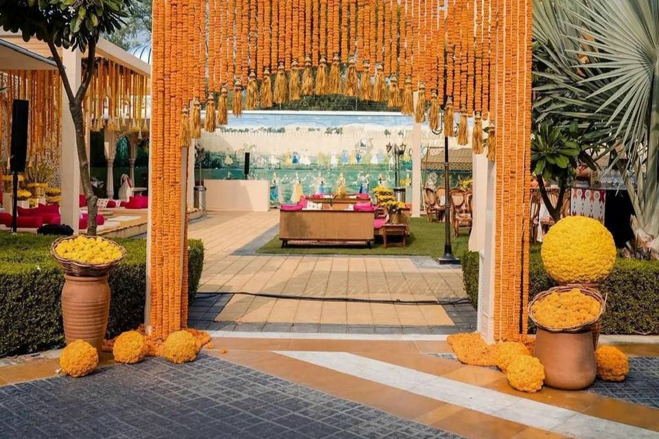 Entrance decor