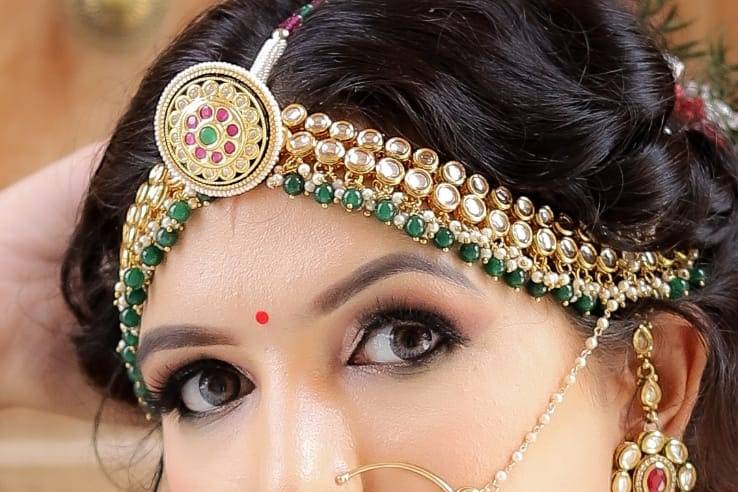 Bridal makeup