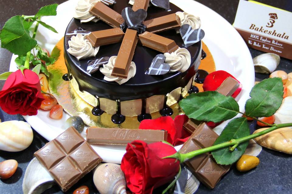 Kitkat Chocolate Cake