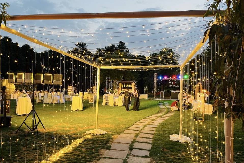 Reception Aisle decor