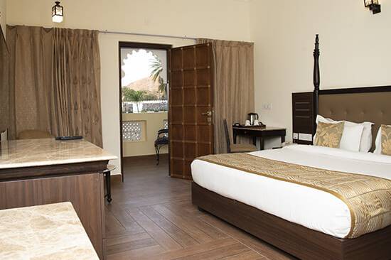 Hotels-on-udaipur-jaipur-highw